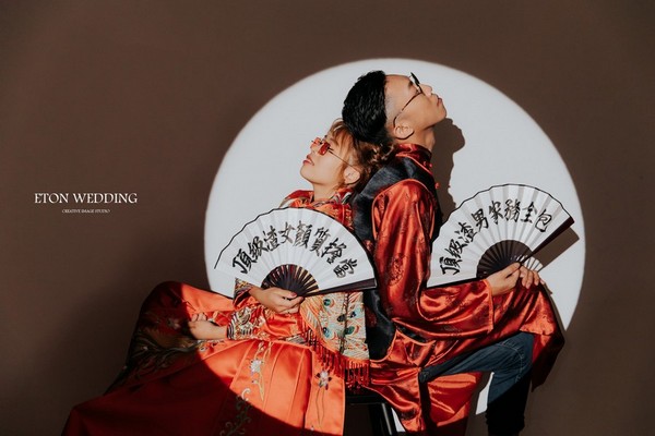 中式婚紗,中式婚紗照,中式秀禾服,中式禮服,中式個人寫真,中式全家福,中式閨蜜寫真